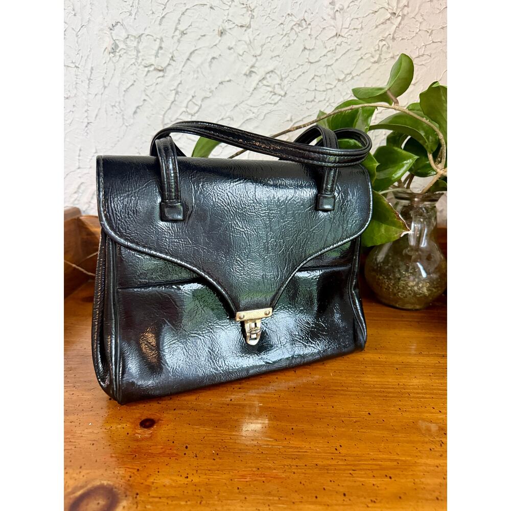 Vintage Black Patent Leather Handbag Top Handle Kiss Lock Purse